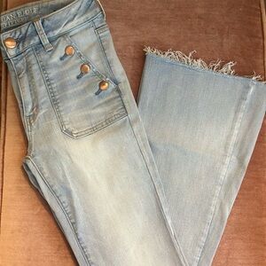 LIKE NEW - AE Flare Jeans